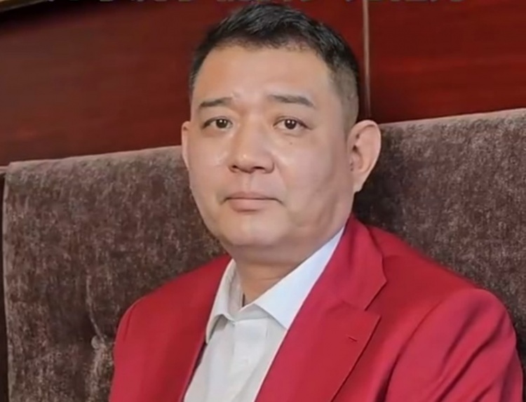  鞏曉彬：剛打球時(shí)工資20多塊錢(qián) 主要給父母、給家里改善生活