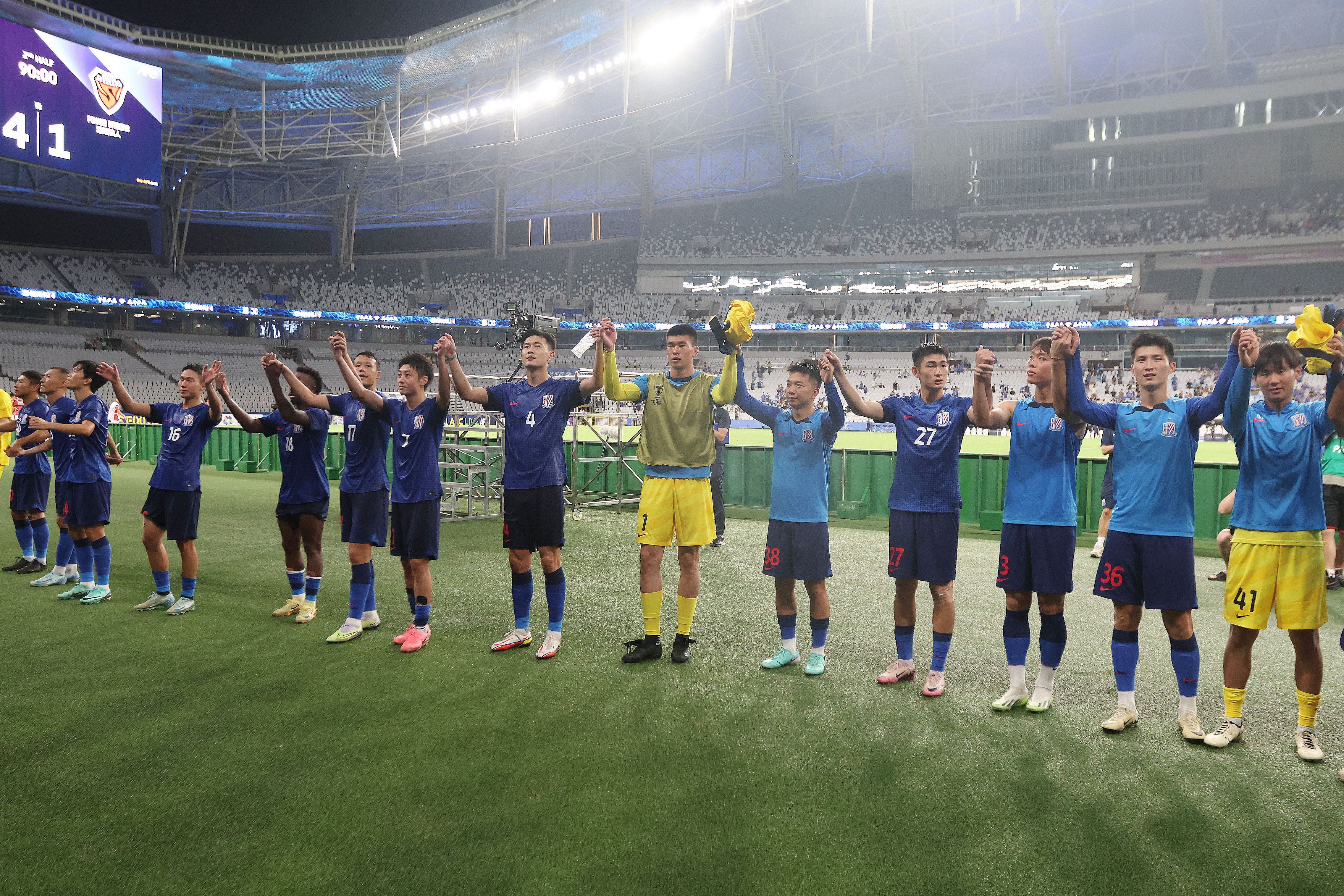  記者：我們跟日本足球有全方位差距，客戰(zhàn)日本球隊0勝絕非偶然