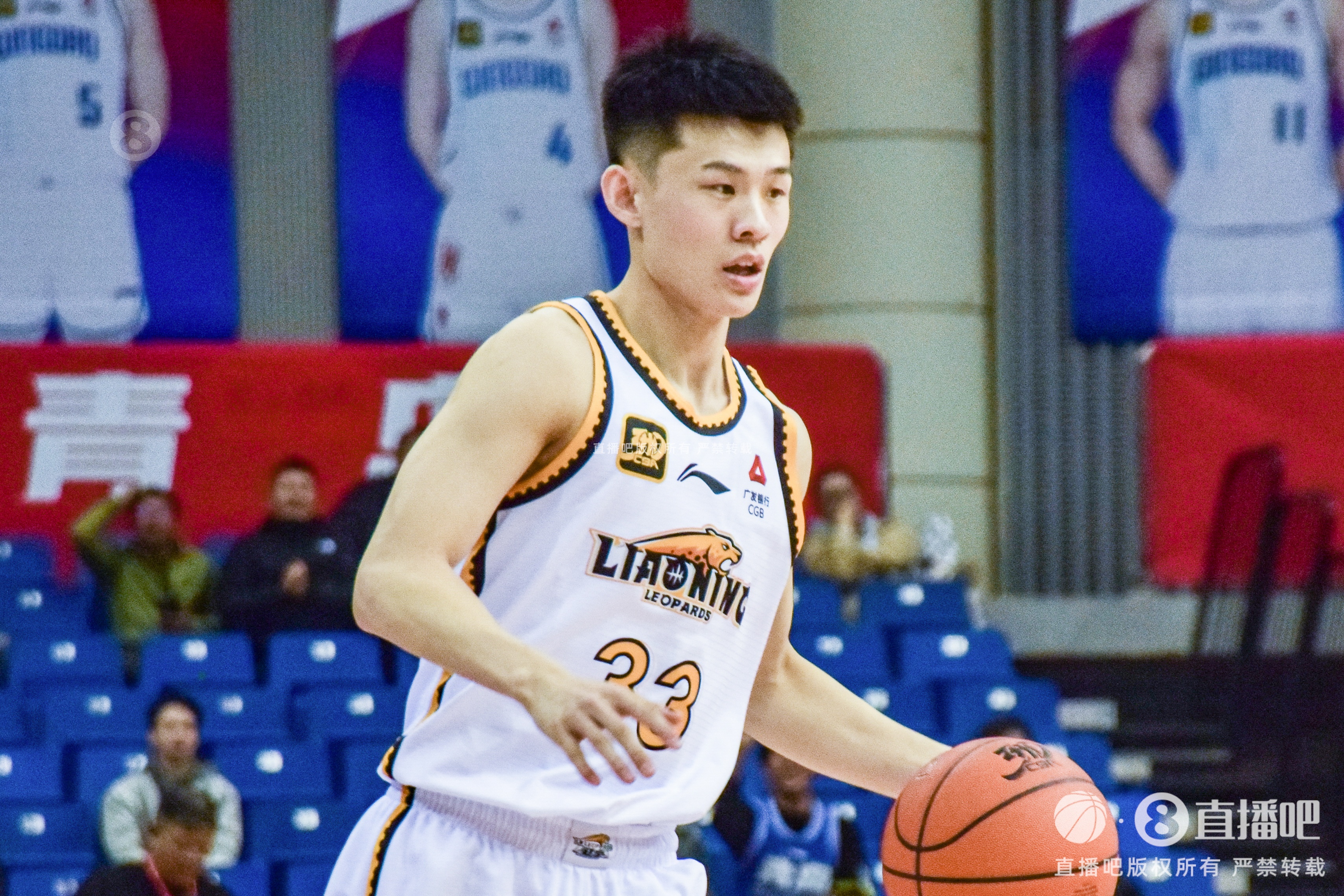  表現(xiàn)可圈可點！王嵐嵚替補29分鐘 7中5&三分4中2貢獻12分4助2斷